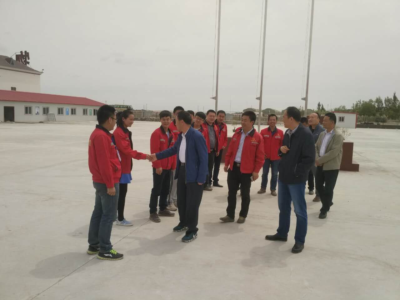 �����ֳ�ο���ຽ��·��Ŀ����ʩ����Ա